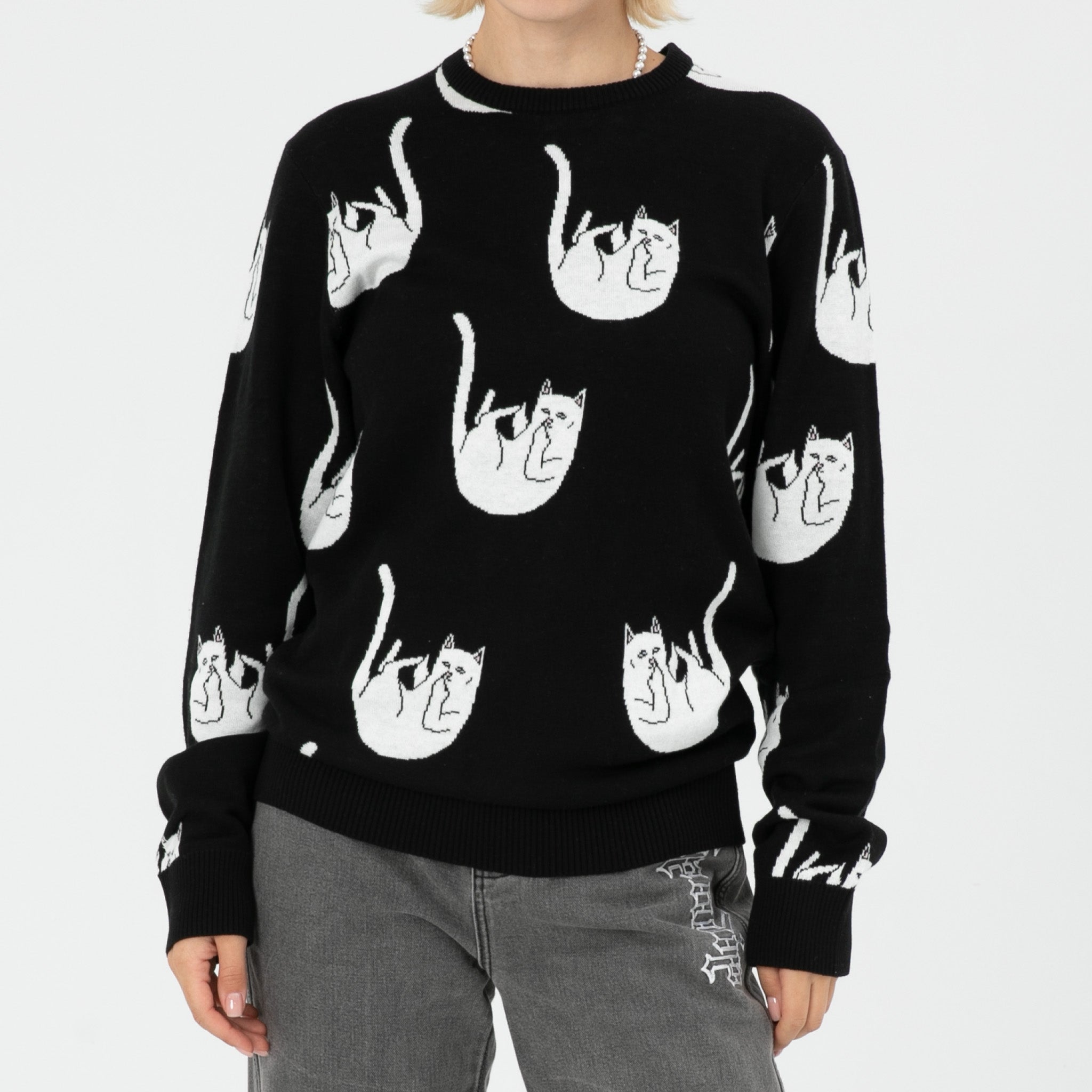 374850 Falling Nerm Knit Sweater (Black)