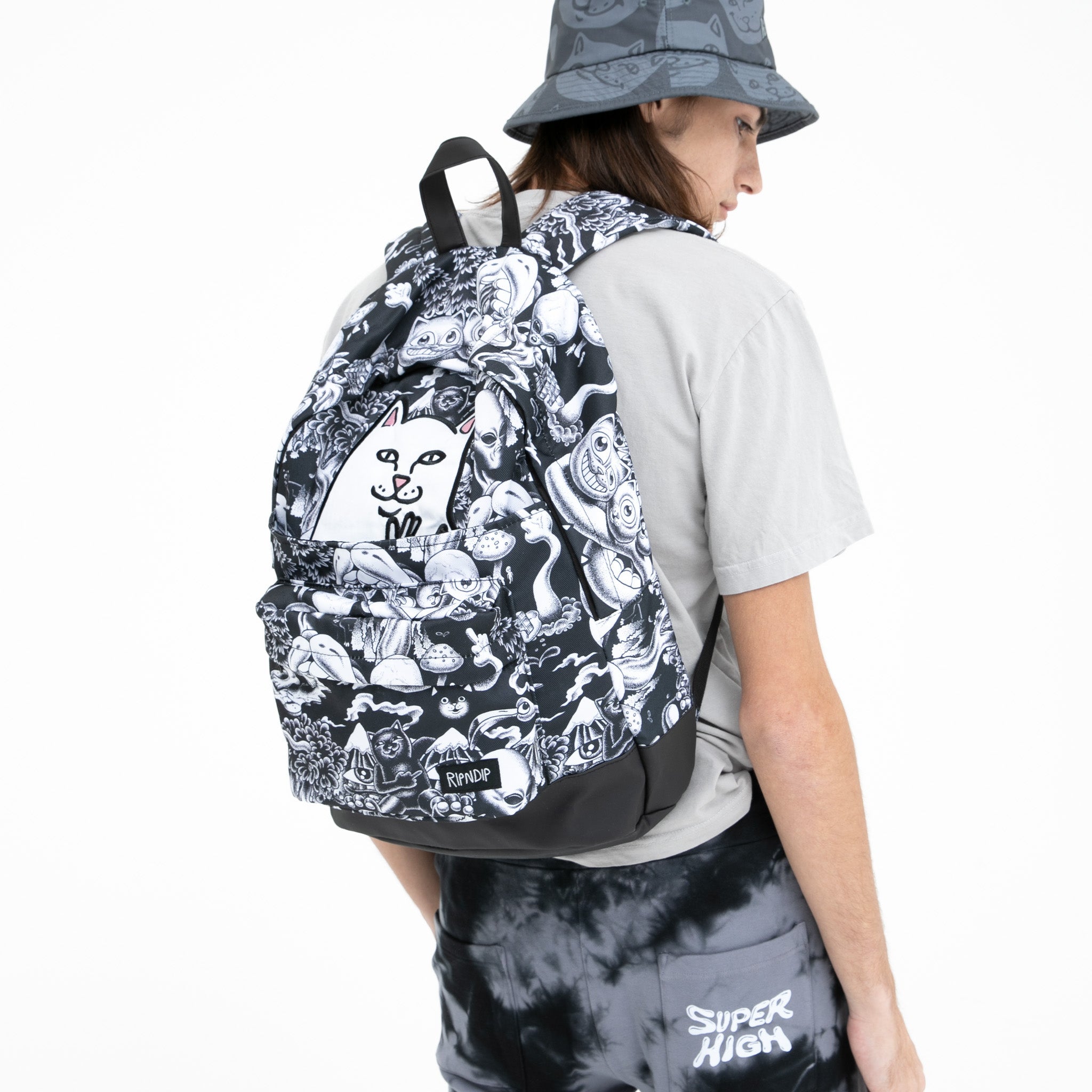 361939 Dark Twisted Fantasy Backpack (Black/White)